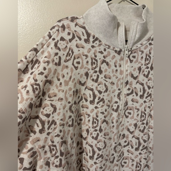 Aerie Good Vibes Oversized Leopard Print Quarter Zip XL - Picture 3 of 6